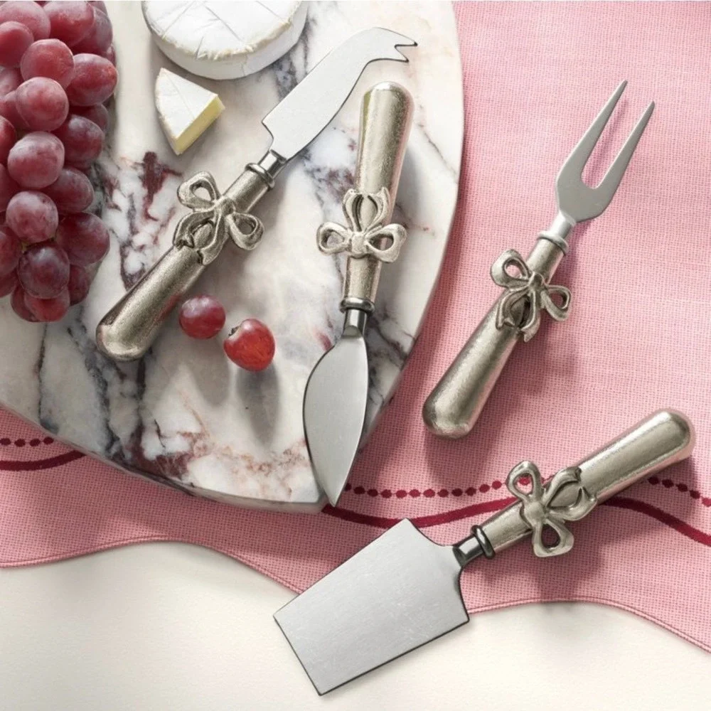 Threshold 4 Piece Cheese Tool Set Silver Bow Detail Stainless Steel‎ Charcuterie